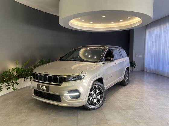 JEEP COMMANDER 1.3 T270 TURBO FLEX OVERLAND AT6 JEEP COMMANDER 1.3 T270 TURBO FLEX OVERLAND AT6